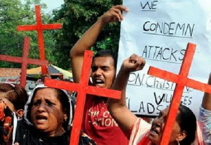 Musulmanes cristianos protestan contra los ataques contra el cristianismo
