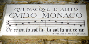 Guido D'Arrezo - notas musicales modernas auto