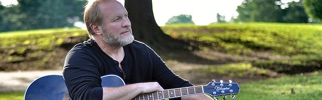 Baptista de Arkansas y estrella del country, sólo una duda y una misa podían hacerle católico